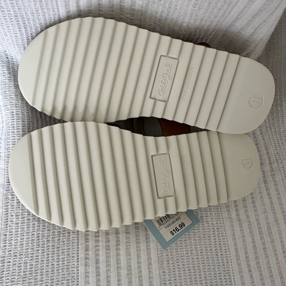 Cat & Jack Cognac Sandals - Picture 4 of 4